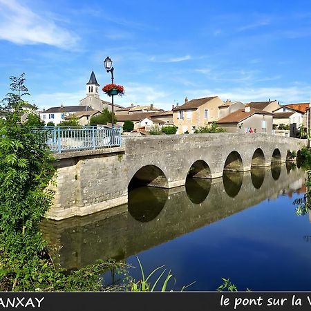 Domaine De La Briouse Acomodação com café da manhã Sanxay Exterior foto