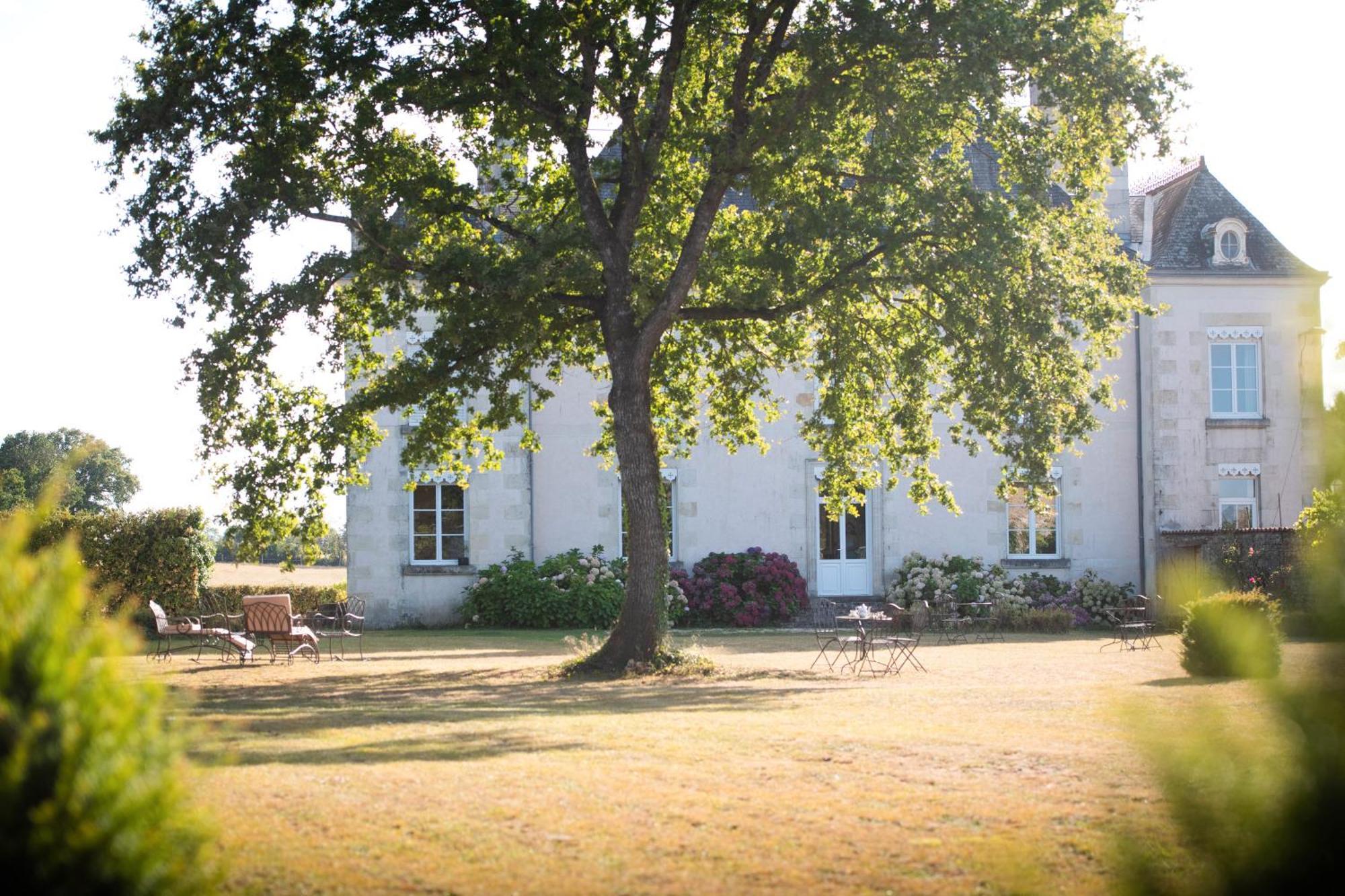 Domaine De La Briouse Acomodação com café da manhã Sanxay Exterior foto