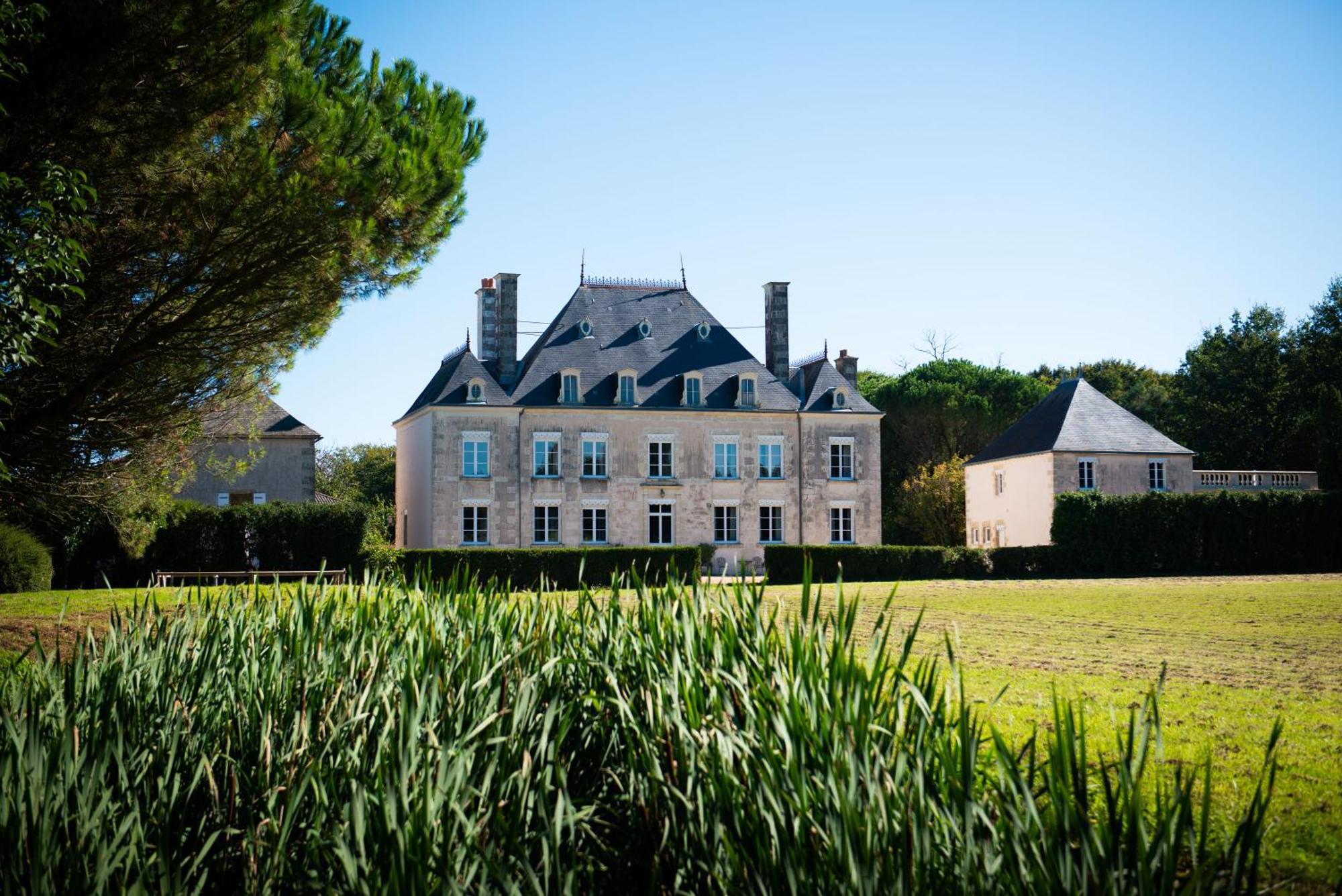Domaine De La Briouse Acomodação com café da manhã Sanxay Exterior foto